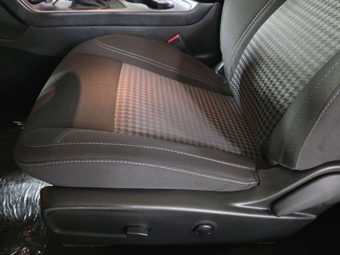 Used 2023 Dodge Challenger SXT w/ Blacktop Package image 22