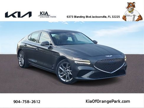 Used 2022 Genesis G70 2.0T image 1