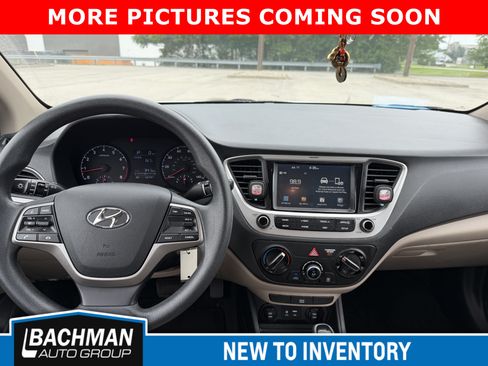 Used 2020 Hyundai Accent SEL FWD image 5