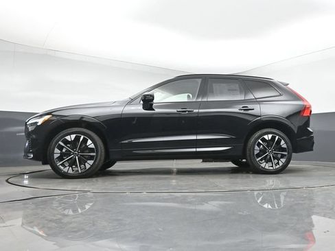 New 2026 Volvo XC60 B5 Plus w/ Climate Package AWD/4WD image 43