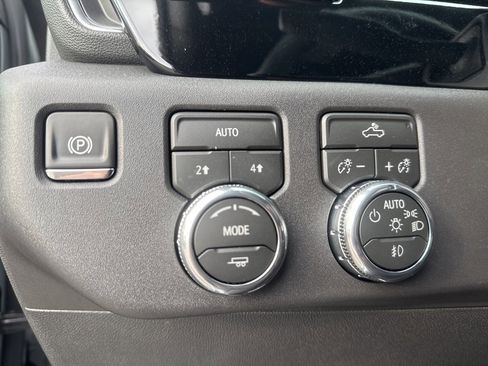 New 2026 GMC Sierra 1500 Elevation image 19