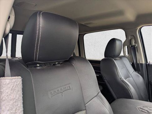 Used 2017 RAM 3500 Laramie AWD/4WD image 18