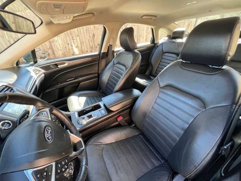 Used 2018 Ford Fusion Energi SE FWD image 11