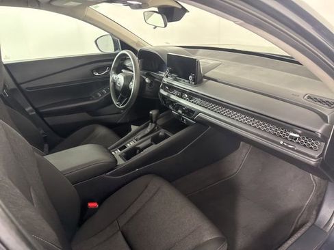 Used 2023 Honda Accord EX image 15