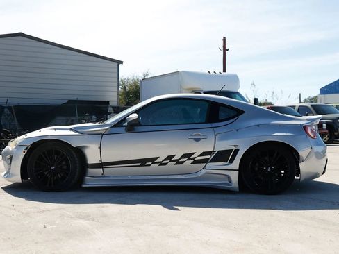 Used 2014 Subaru BRZ Limited image 4