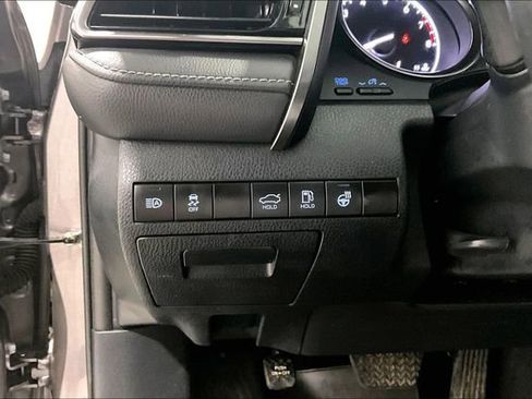 Used 2024 Toyota Camry SE FWD image 43