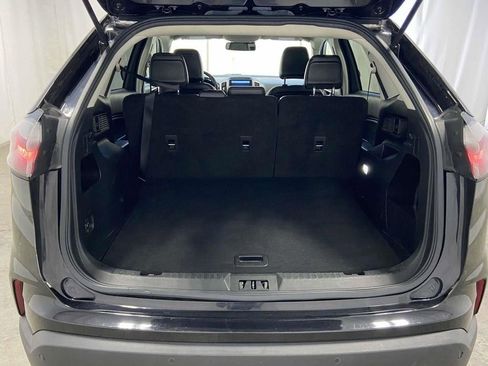 Used 2023 Ford Edge SEL image 8