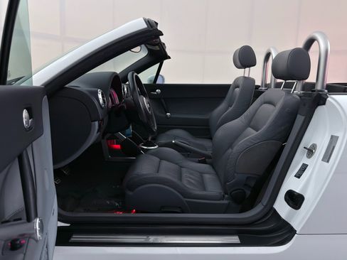 Used 2003 Audi TT 1.8T image 34