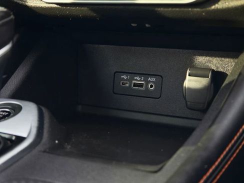 Used 2022 Nissan Sentra SR w/ SR Premium Package FWD image 18