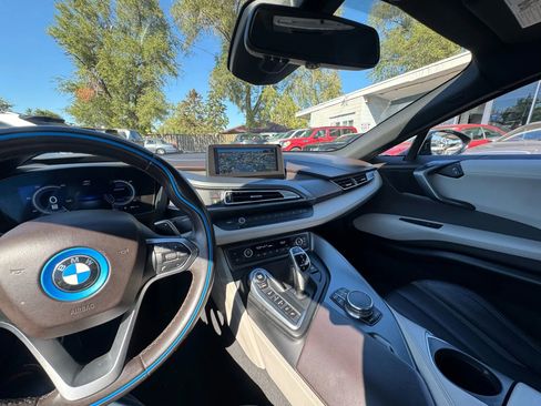 Used 2017 BMW i8 Coupe 2D image 14