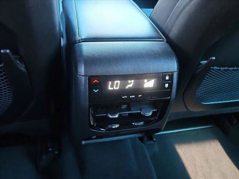 Used 2024 Jeep Grand Cherokee L Laredo AWD/4WD image 16