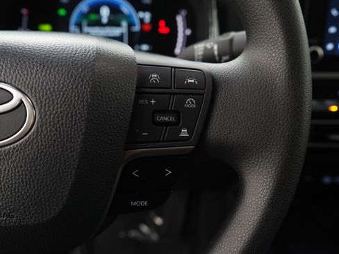 Certified 2026 Toyota Camry LE FWD image 25