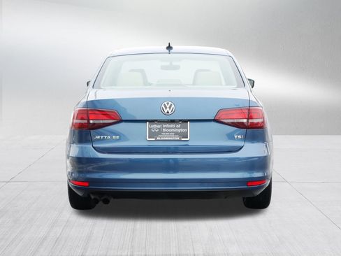 Used 2018 Volkswagen Jetta SE image 6