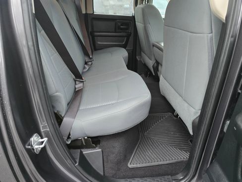 Used 2017 RAM 1500 Express image 28