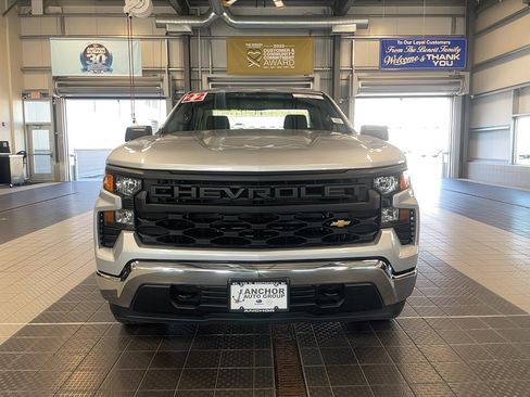 Used 2022 Chevrolet Silverado 1500 W/T w/ WT Value Package AWD/4WD image 2