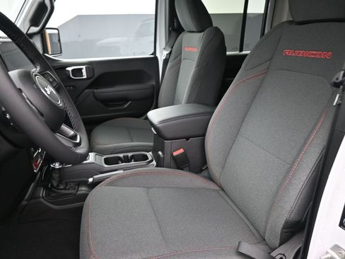 New 2026 Jeep Wrangler Unlimited Rubicon image 19