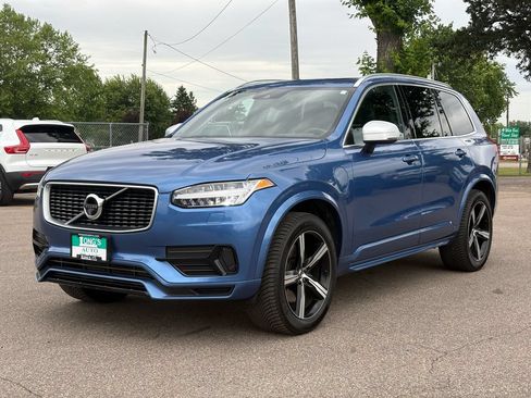 Used 2016 Volvo XC90 T8 R-Design w/ Vision Package AWD/4WD image 4