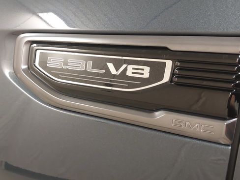 Used 2020 GMC Sierra 1500 AT4 w/ AT4 Premium Package AWD/4WD image 17