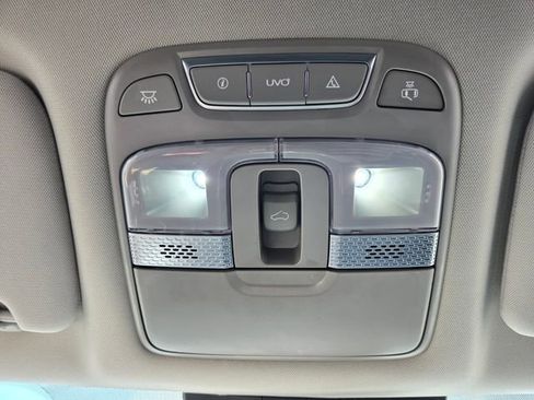 Used 2022 Kia Telluride S AWD/4WD image 22