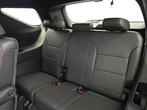 Used 2024 Chevrolet Traverse RS w/ LPO, Floor Liner Package AWD/4WD image 24