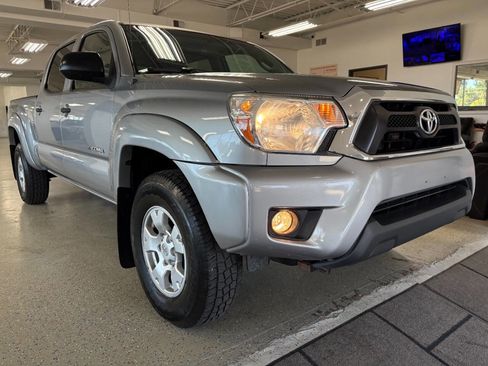 Used 2015 Toyota Tacoma 4x4 Double Cab image 5