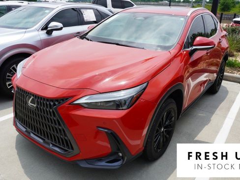 Used 2024 Lexus NX 250 FWD w/ Towing Package (2000 Lbs) image 1