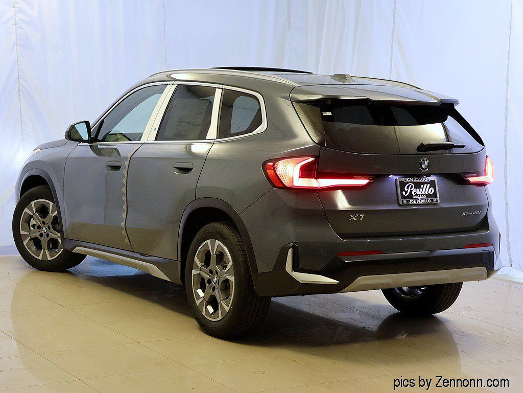 New 2027 BMW X1 xDrive28i AWD/4WD image 9