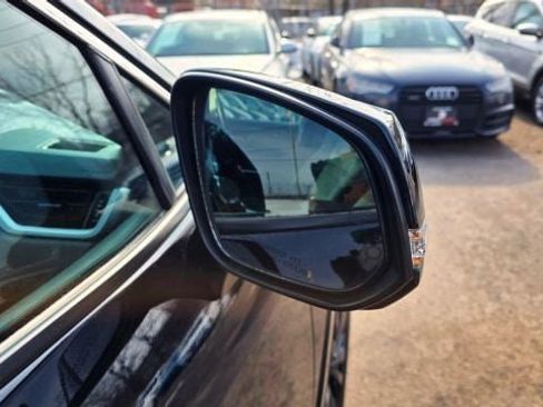 Used 2022 Toyota RAV4 SE w/ Convenience Package image 47