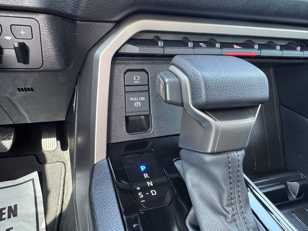 Used 2023 Toyota Tundra SR5 w/ SR5 Convenience Package AWD/4WD image 16