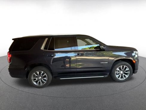 Used 2024 Chevrolet Tahoe LT w/ Luxury Package RWD image 16