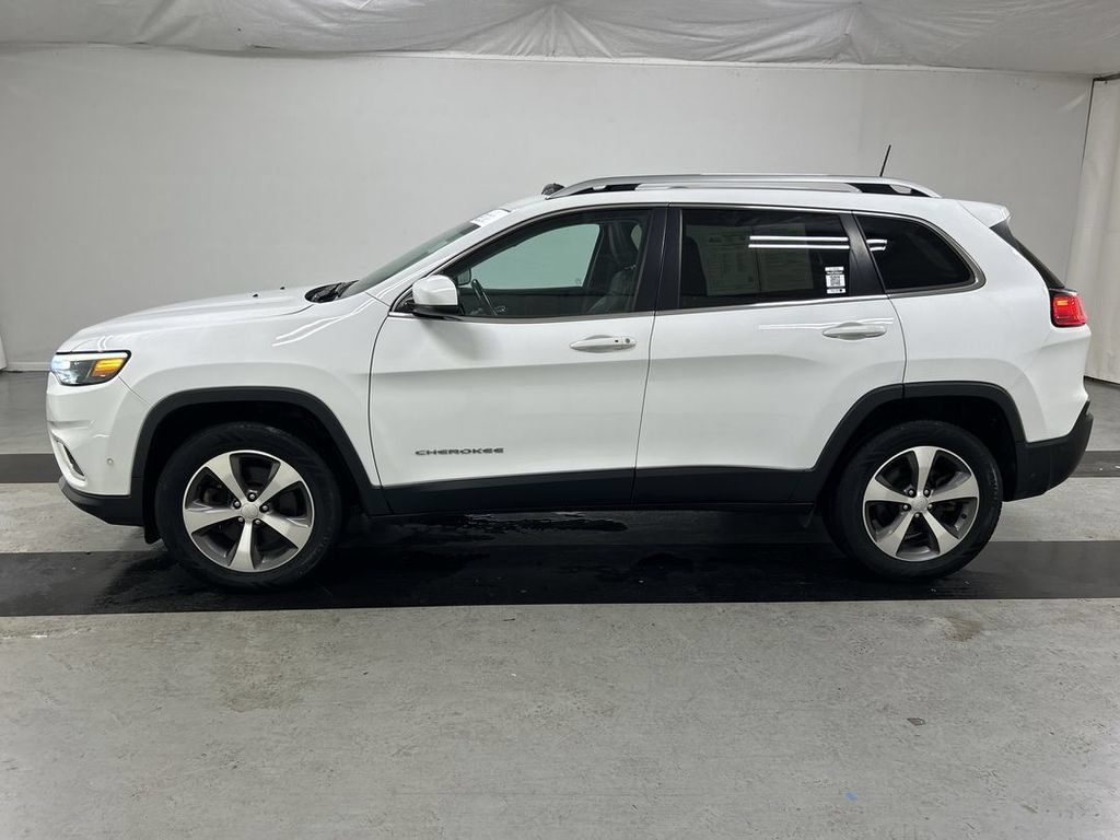 Used 2021 Jeep Cherokee Limited AWD/4WD image 6
