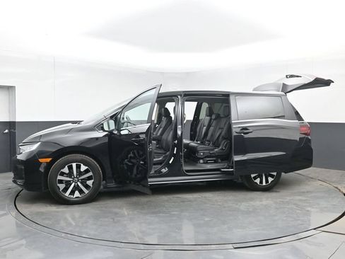 Certified 2025 Honda Odyssey EX-L image 54