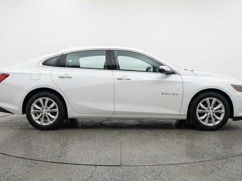 Used 2024 Chevrolet Malibu LT image 11