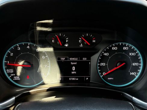 Used 2019 Chevrolet Equinox LS AWD/4WD image 14