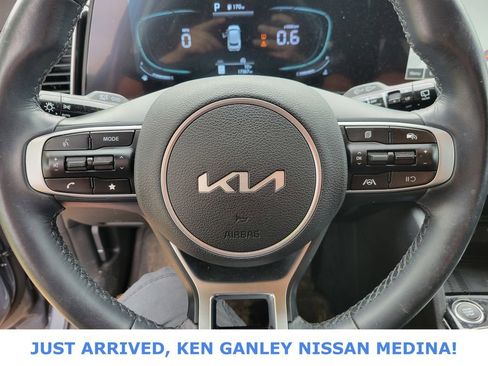 Used 2024 Kia Sportage EX FWD image 12