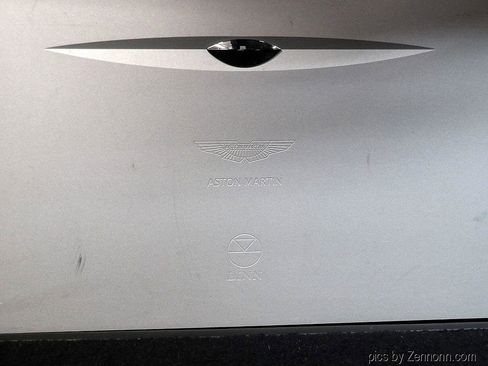 Used 2003 Aston Martin Vanquish RWD image 33