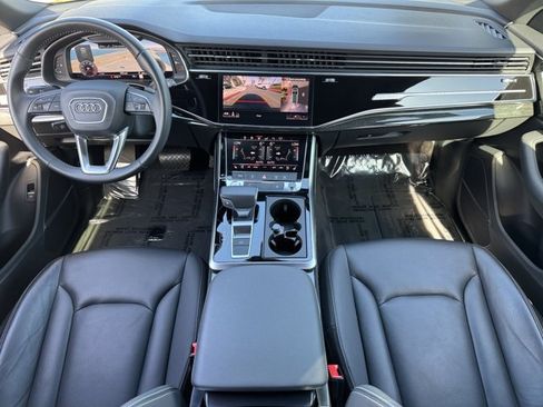 Used 2019 Audi Q8 Premium Plus w/ Premium Plus AWD/4WD image 10