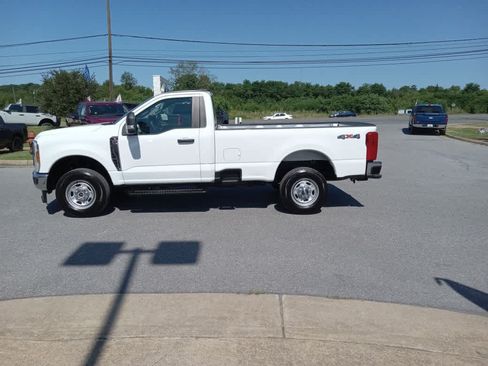 Used 2024 Ford F250 XL w/ XL Driver Assist Package AWD/4WD image 4