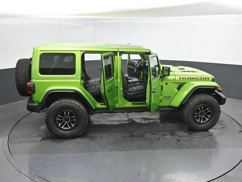 Used 2025 Jeep Wrangler Unlimited Rubicon AWD/4WD image 50