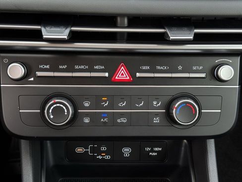 New 2026 Hyundai Tucson SE image 14