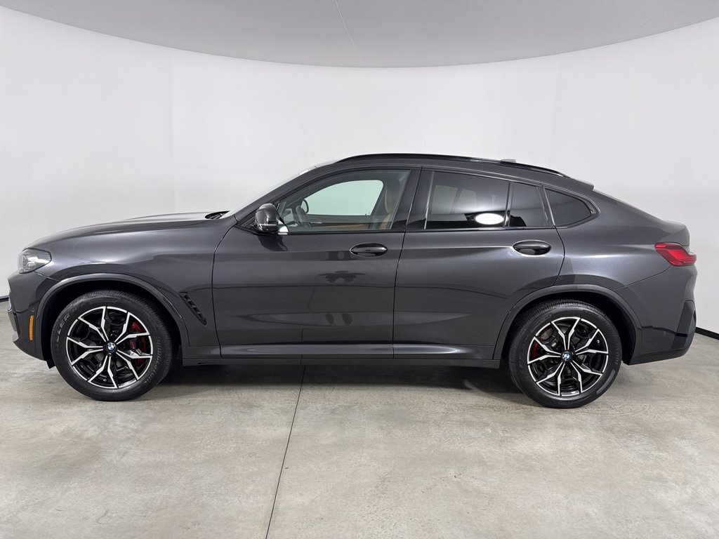 Used 2024 BMW X4 M40i AWD/4WD image 2
