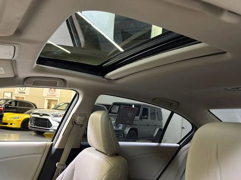 Used 2016 Honda Accord Touring image 14