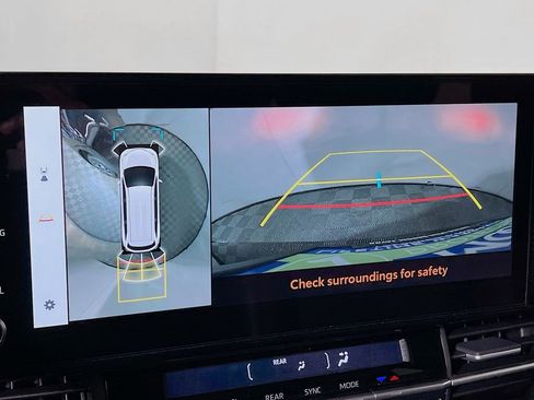 New 2026 Toyota Sienna Platinum AWD/4WD image 12