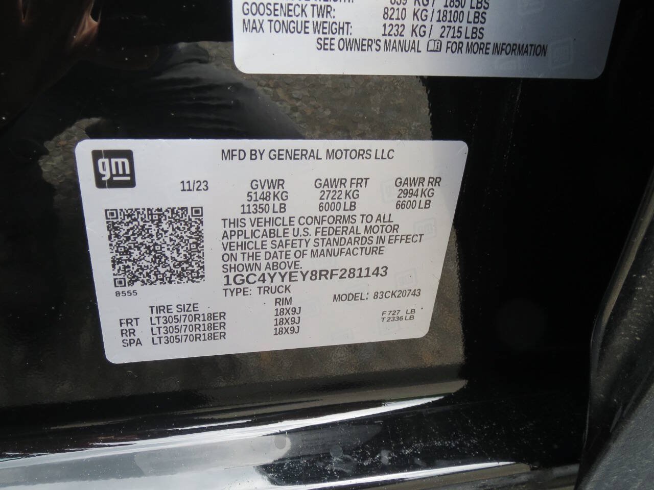 Used 2024 Chevrolet Silverado 2500 ZR2 w/ Snow Plow Prep/Camper Package AWD/4WD image 13