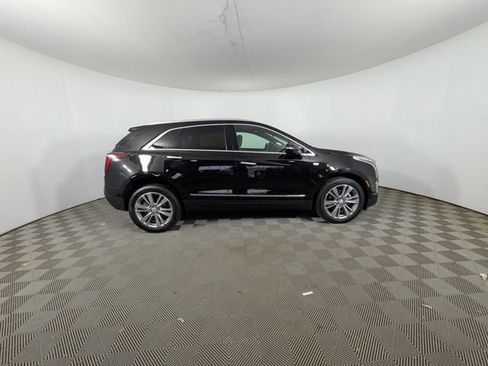 Certified 2025 Cadillac XT5 Premium Luxury w/ LPO, Floor Liner Package image 3