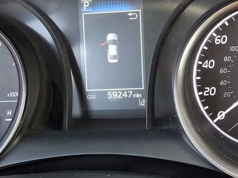 Used 2023 Toyota Camry SE FWD image 19