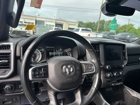 Used 2021 RAM 1500 Big Horn AWD/4WD image 7