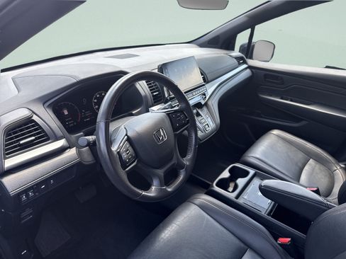 Used 2025 Honda Odyssey Sport-L image 12