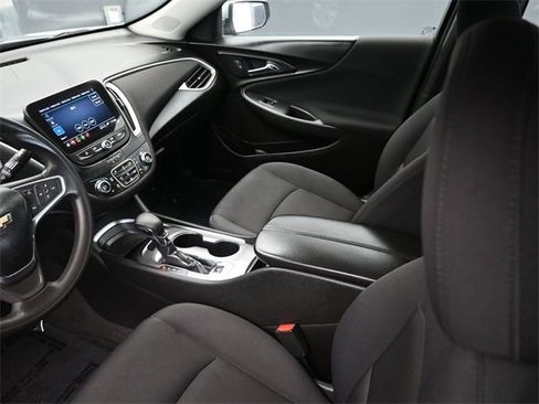 Used 2023 Chevrolet Malibu LT image 16