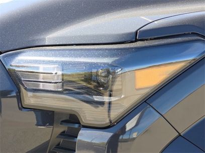 New 2025 Toyota Tacoma SR5